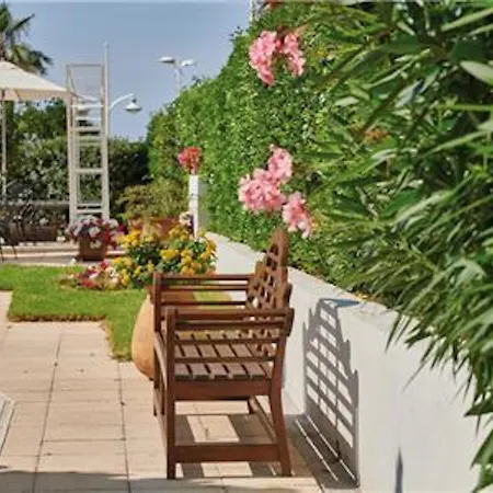 Scenic Le Mediterranee- Duplex 4 To 6 People *
